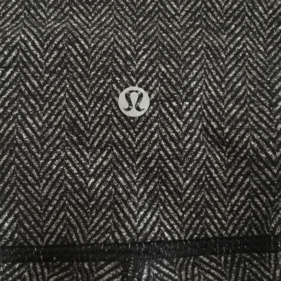 LULULEMON HIGH RISE LEGGINGS - Picture 4 of 8